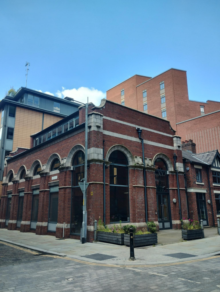 Pic of building on Jersey Street.